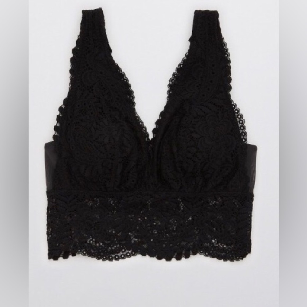 Aerie Black Lightweight Lace Bralette. Removable Bra Pads. Size Medium.